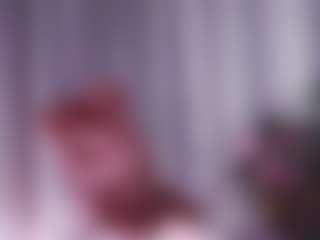 Live cam show with MicheleBrooks - Brown Eyes Brown Hair on Camiplay Live