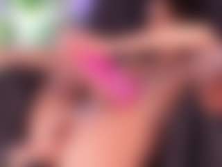 Live cam show with MicheleBrooks - Bikini on Milfs Live
