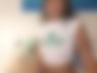 Live cam show with pizzababe22 - Bedroom on Camsoda
