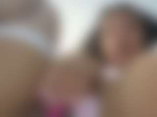 pizzababe22's Live Sex Cam Show