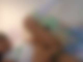 pizzababe22's Live Sex Cam Show