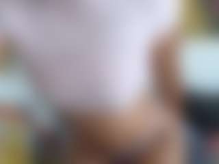 Live cam show with pizzababe22 - Fingering on Camsoda.co