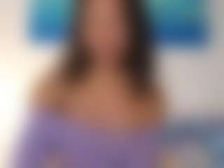 Live cam show with pizzababe22 - Athletic Brown Eyes on friskycurves.com