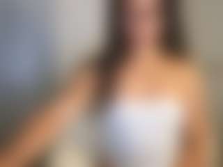 Live cam show with pizzababe22 - Shaved Pussy on Camsoda