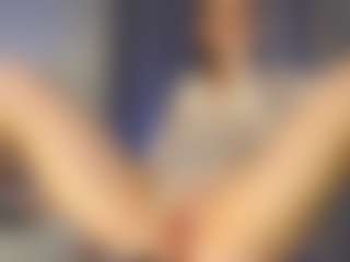 Live cam show with Kira - Big Tits on Streamer API