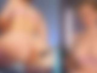 Live cam show with Kira - Bikini on Camsoda