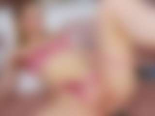 Kira's Live Sex Cam Show
