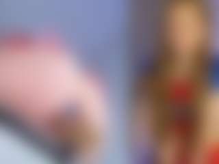 Live cam show with Kira - Living Room on sexylive.show