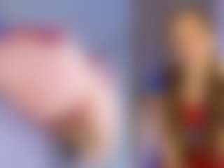 Live cam show with Kira - Living Room on Dolls Live