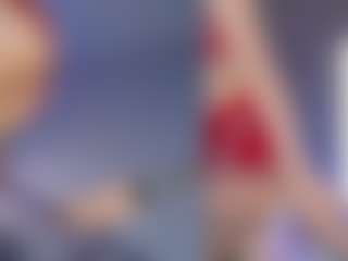 Live cam show with Kira - Flashing on liverealitysex.com