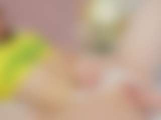 Kira's Live Sex Cam Show