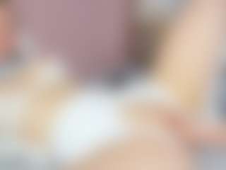 Kira's Live Sex Cam Show