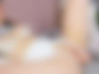 Kira's Live Sex Cam Show