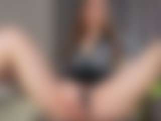 Kira's Live Sex Cam Show
