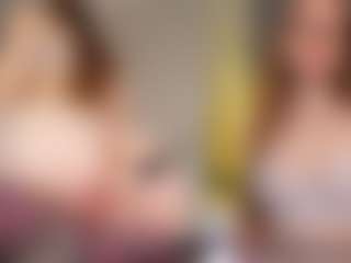Live cam show with Kira - Teen (18+) on Strip Flash - Live Sex Shows