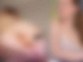 Live cam show with Kira - Bikini on Gym Cam Girls
