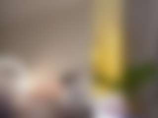 Kira's Live Sex Cam Show