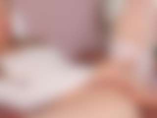 Kira's Live Sex Cam Show