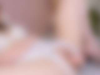 Kira's Live Sex Cam Show