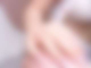 Kira's Live Sex Cam Show