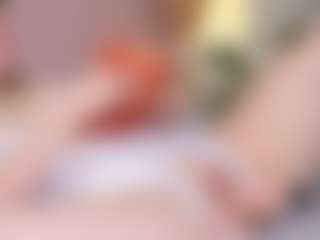 Live cam show with Kira - Bikini on Cam Slut