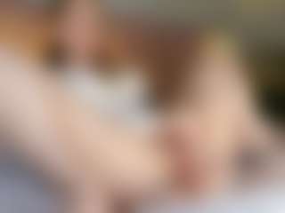 Kira's Live Sex Cam Show
