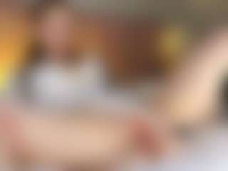 Kira's Live Sex Cam Show