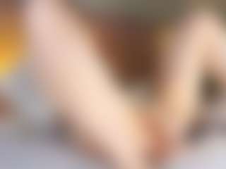 Kira's Live Sex Cam Show
