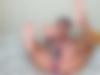 creamyricanfountain's Live Sex Cam Show