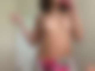 creamyricanfountain's Live Sex Cam Show