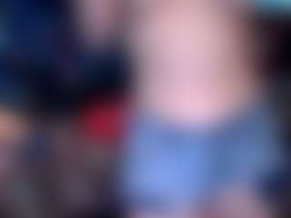 whosplayingwithfire MILF webcam performer live streaming
