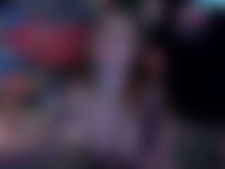 whosplayingwithfire MILF webcam performer live streaming