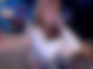Live cam show with whosplayingwithfire - Oil on instabang