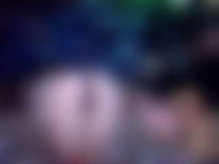 whosplayingwithfire MILF webcam performer live streaming
