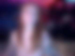 whosplayingwithfire MILF webcam performer live streaming