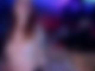 whosplayingwithfire MILF webcam performer live streaming