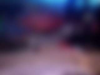 Live cam show with whosplayingwithfire - Oil on AdultVida.com
