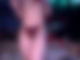 Live cam show with whosplayingwithfire - Red Hair on studioflirtlive.com