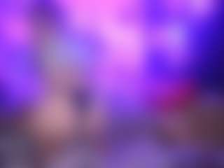 whosplayingwithfire MILF webcam performer live streaming