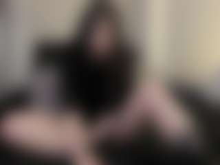 Live cam show with AmyAloqua - Butt Plug on Camsoda
