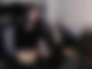 AmyAloqua MILF webcam performer live streaming