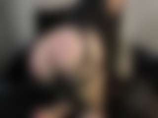 AmyAloqua's Live Sex Cam Show