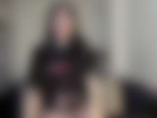 Live cam show with AmyAloqua - Oil on Camiplay Live