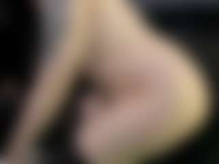 AmyAloqua MILF webcam performer live streaming