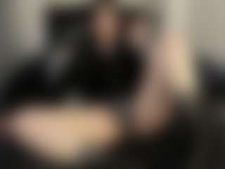 Live cam show with AmyAloqua - Pantyhose on Milfs Live
