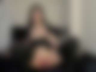 AmyAloqua's Live Sex Cam Show