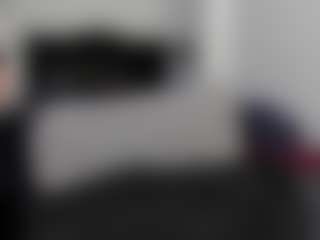 Live cam show with AmyAloqua - Fingering MILF on madthumbs