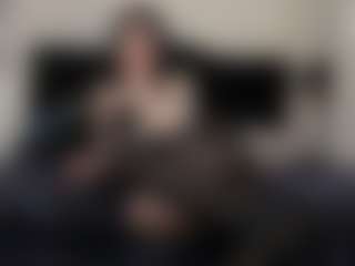 AmyAloqua MILF webcam performer live streaming