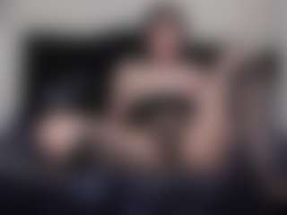 AmyAloqua MILF webcam performer live streaming