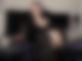 AmyAloqua MILF webcam performer live streaming